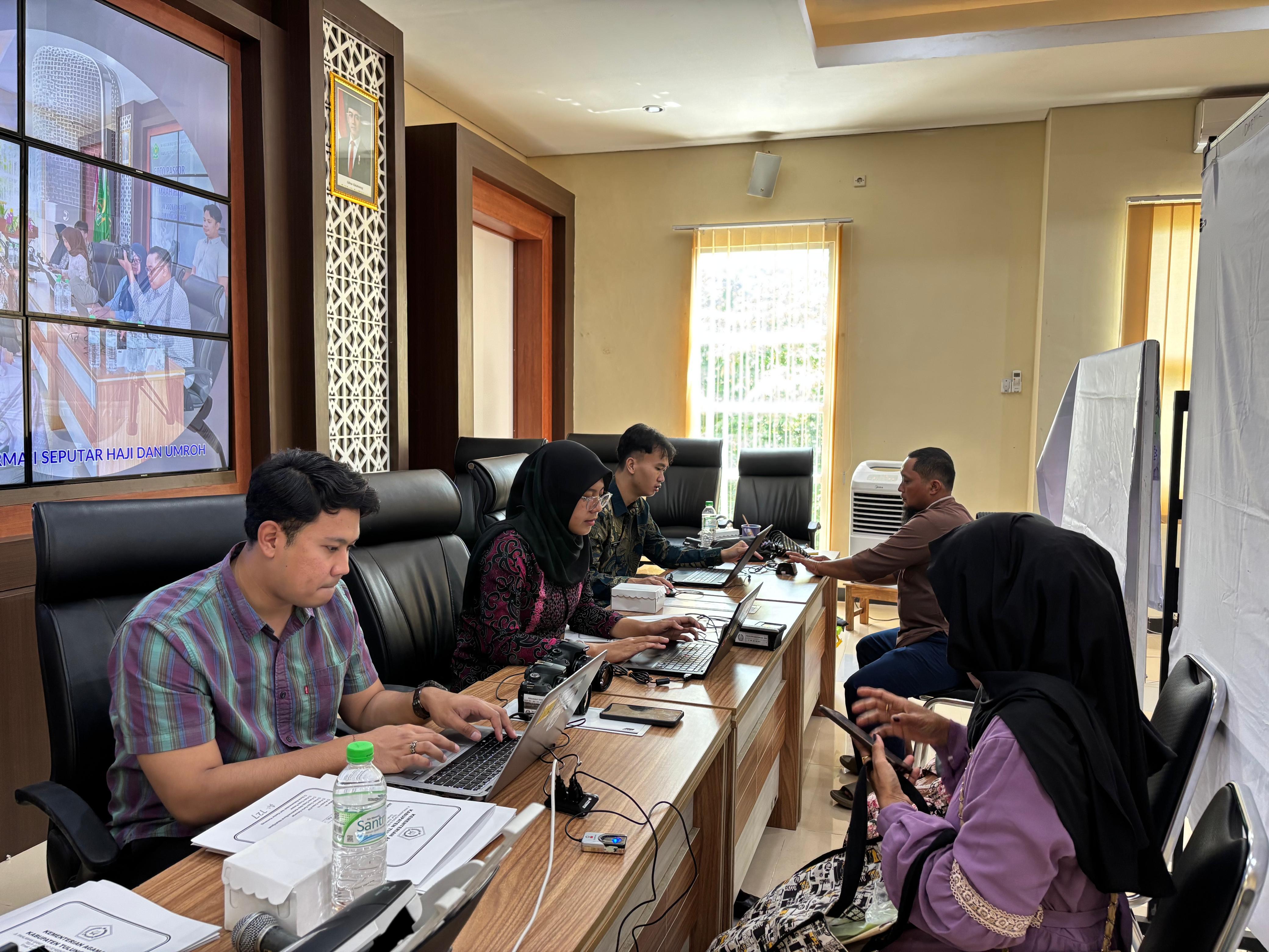 Imigrasi Blitar Lakukan Pelayanan Jemput Bola Paspor untuk 927 Jamaah Calon Haji 2026